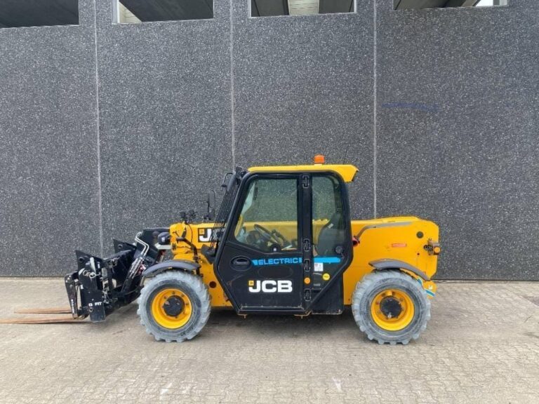 JCB 525-60E