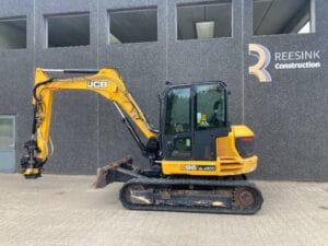 JCB 86C-1