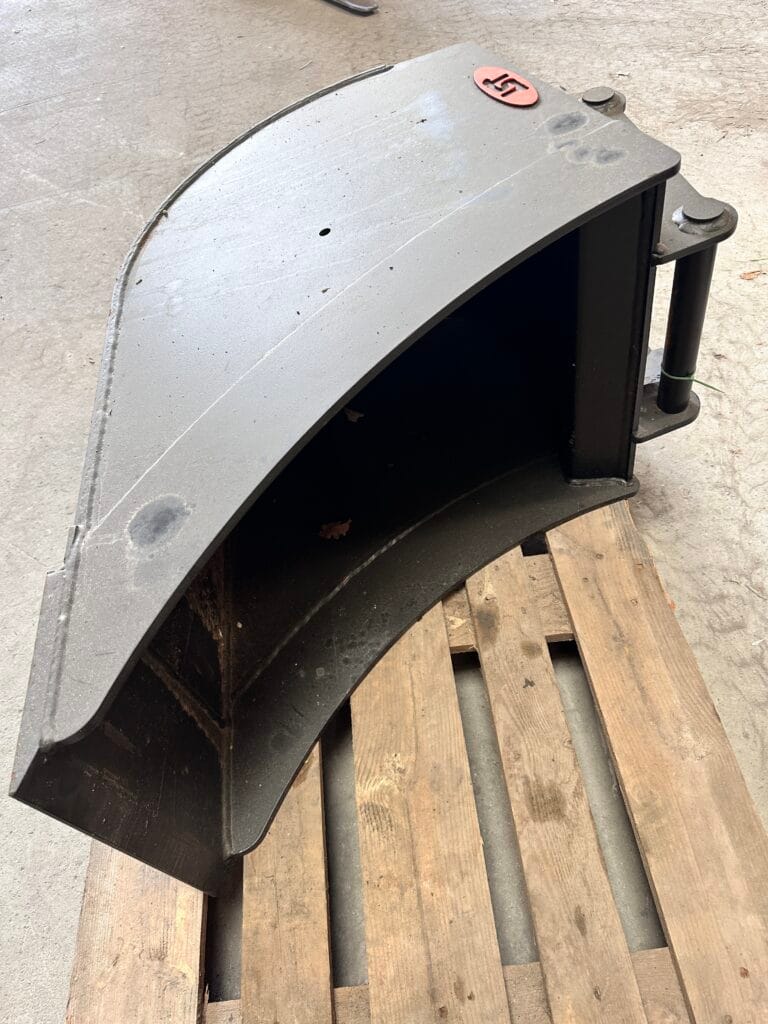 JST | Grave profilskovl | Top: 55 cm Bund 40 cm | Hydrema