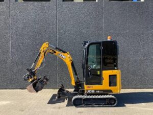 JCB 19C-1 med Engcon rotortilt