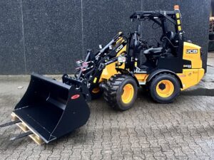 JCB 403 – 20 km/t