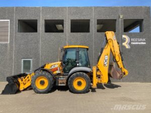 JCB 4CX Super